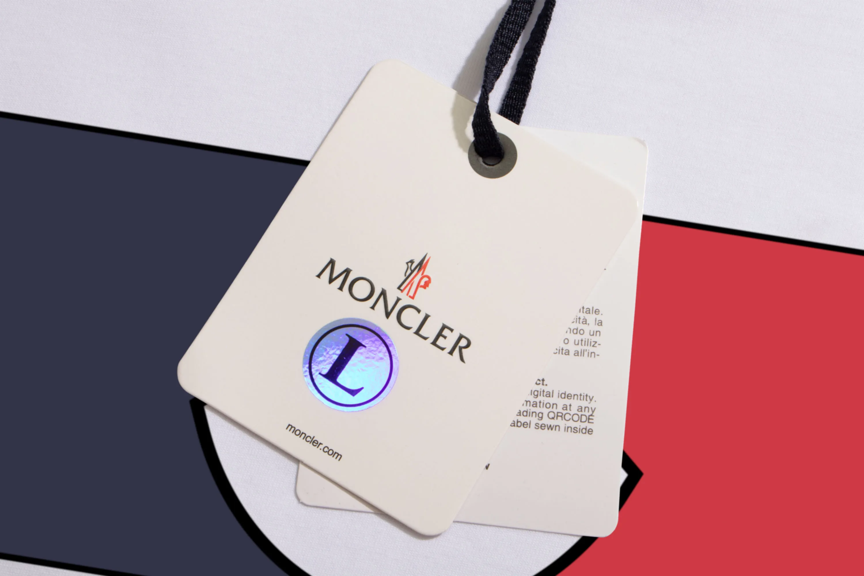 《Moncler~ 》2024New Arrival Quality T , Versatile Quality ！ ‼ 32 250G ‼ ， ， ， ， T 🤪 Sizes：S-M-L-XL-2XL ：Black White 、 Same Style